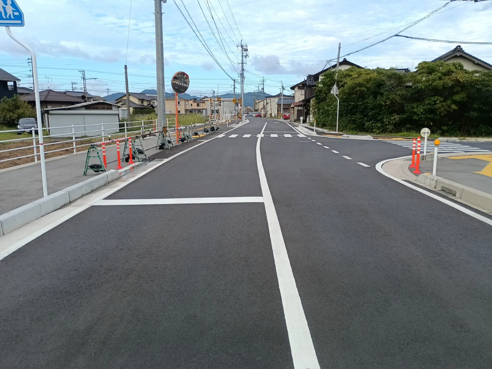 出雲平田線（西代工区）交差点付近の舗装完成
